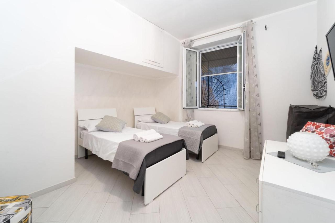 Casa Dea Napoli Apartment Bagian luar foto